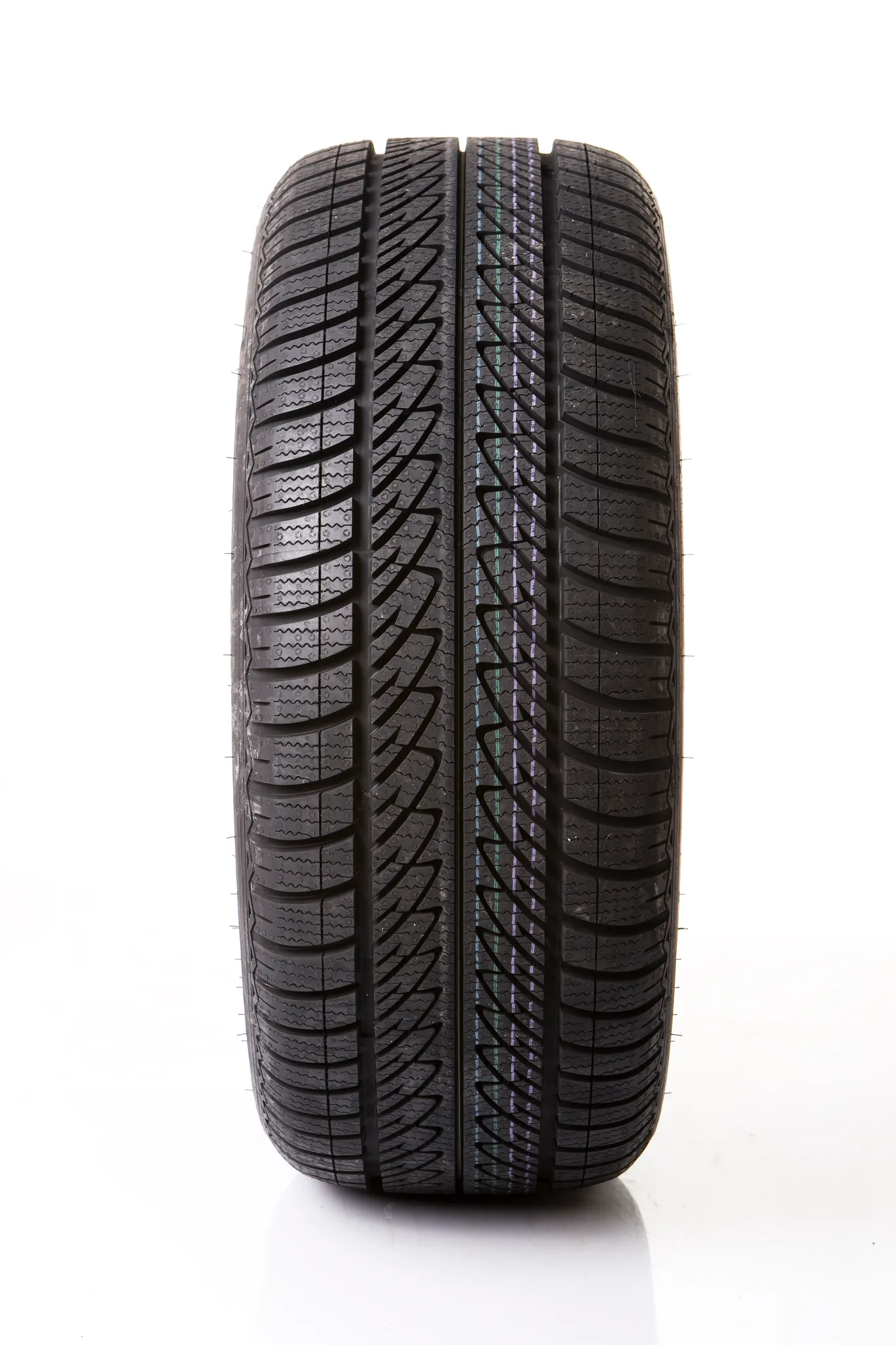 Goodyear 245/45 R19 ULTRA GRIP 8 PERFORMANCE 102 V XL FP ROF * - obrazek 3