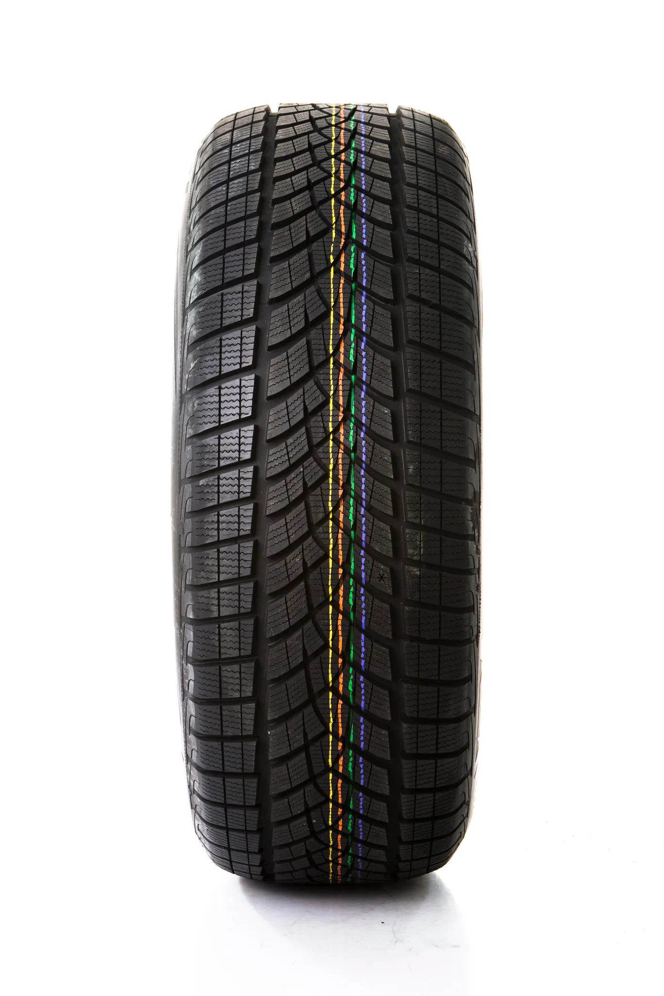 Goodyear 235/50 R19 UG PERF SUV GEN-1 XL AO M+S 99V - obrazek 3