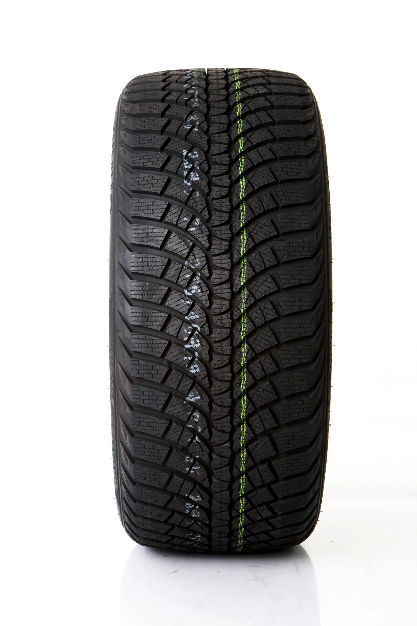 Kumho 245/45 R17 WP71 99V XL - obrazek 3