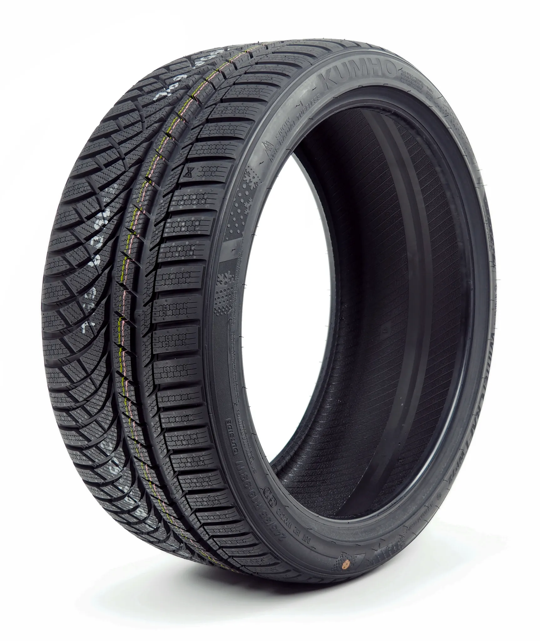 Kumho 235/45 R19 WINTERCRAFT WP72 99V XL. - obrazek 2