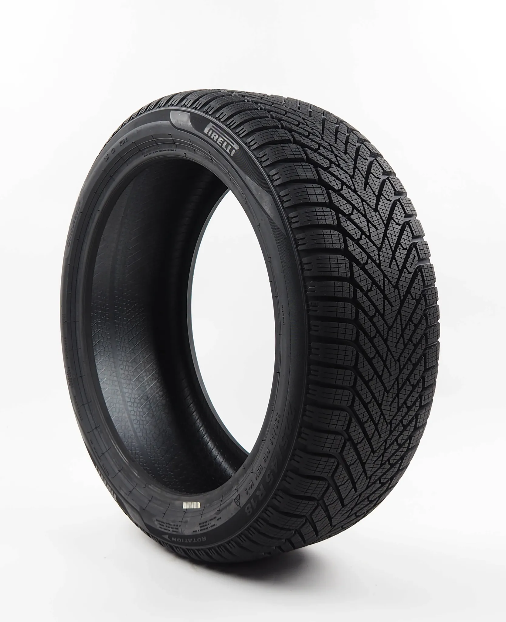 Pirelli 235/45 R18 Cinturato Winter 2 94V - obrazek 3